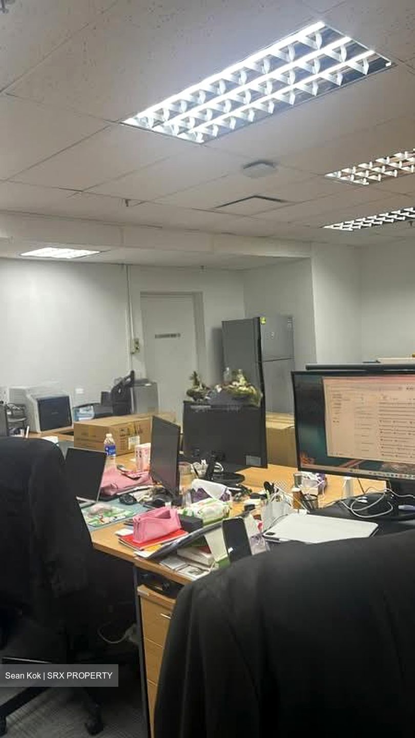 One Raffles Place (D1), Office #530841541